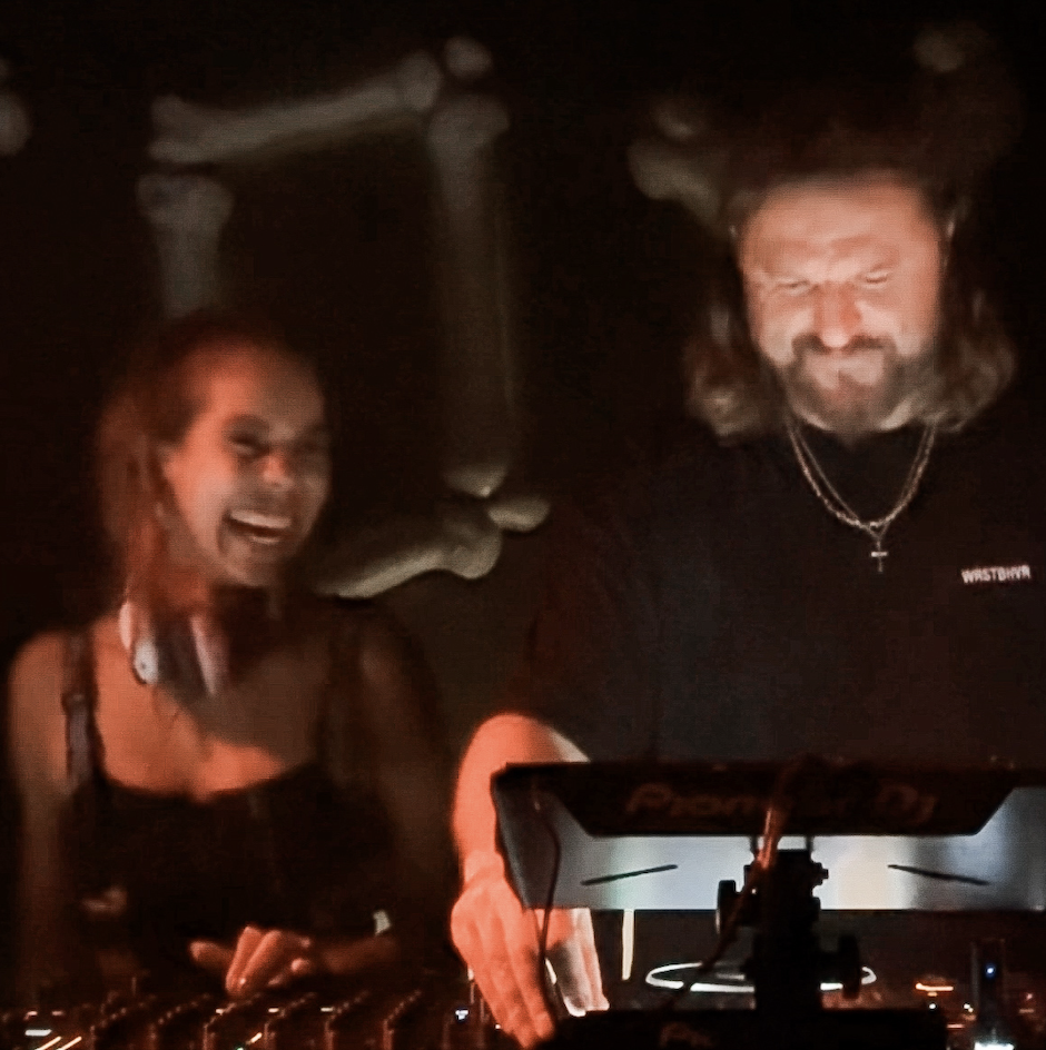 W/ Solomun